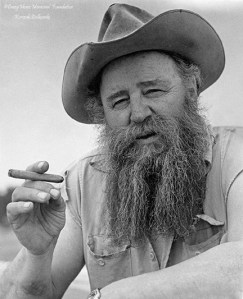 CopyrightKorczak-Ziolkowski-cigar©CHM